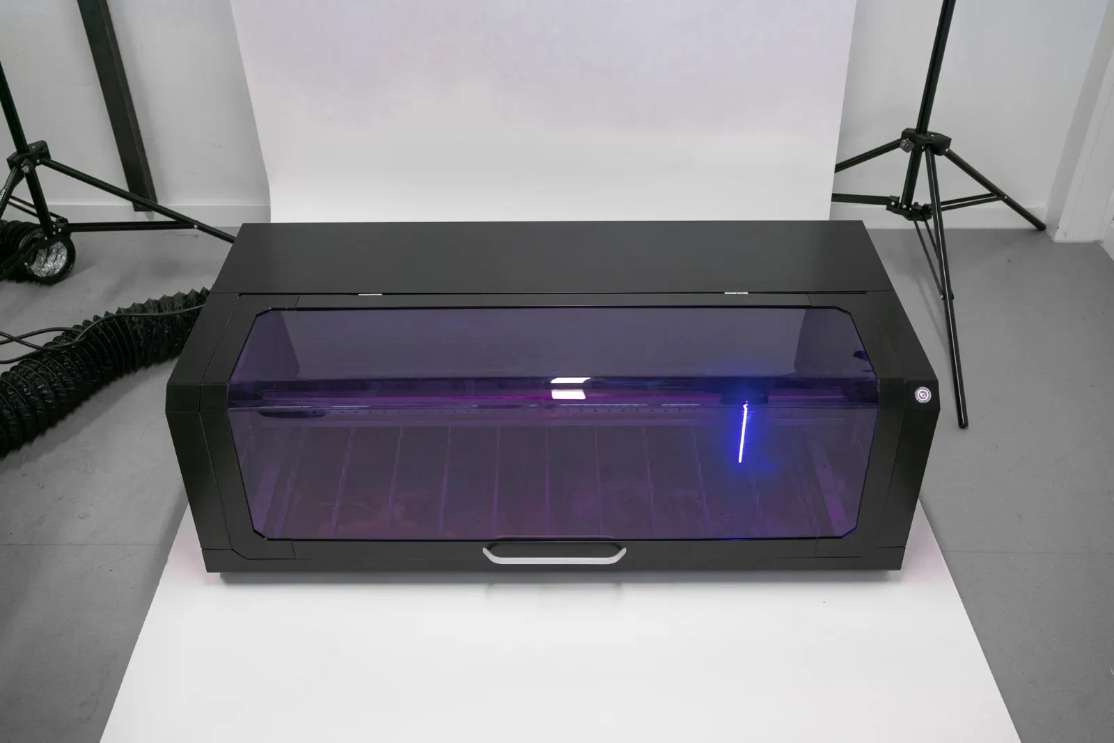 Pilotarc plasma CNC with the tinted lid closed