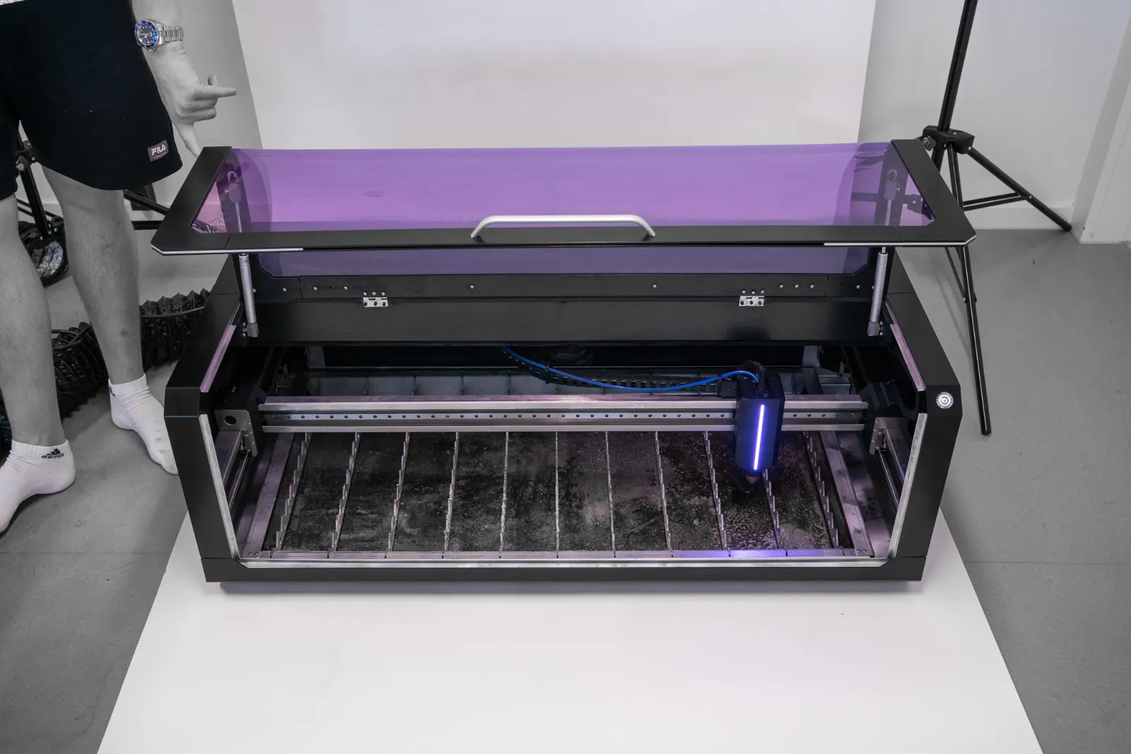 Three-quarter view of the Pilotarc plasma CNC machine